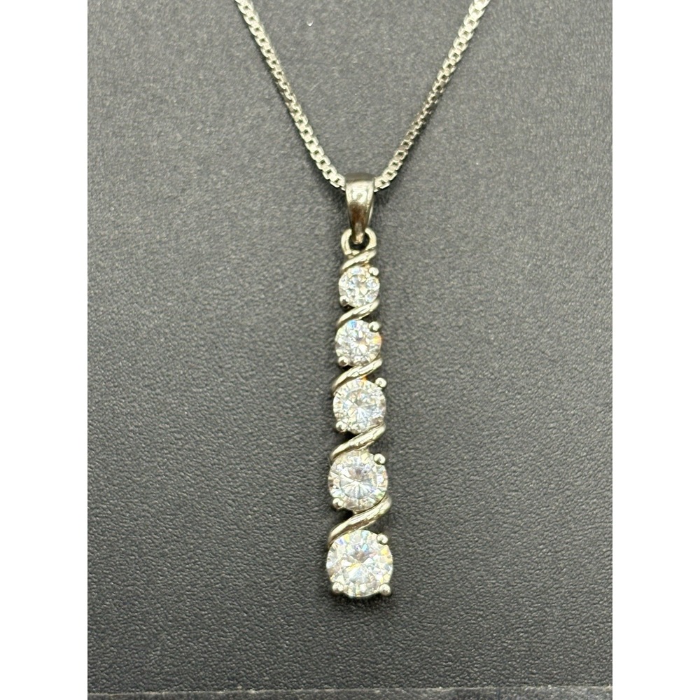 EUC 18" Sterling Silver Cubic Zirconia Pendant Necklace 925 F8